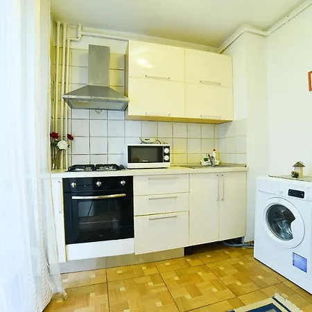 Unirii Square Studio Bucharest
